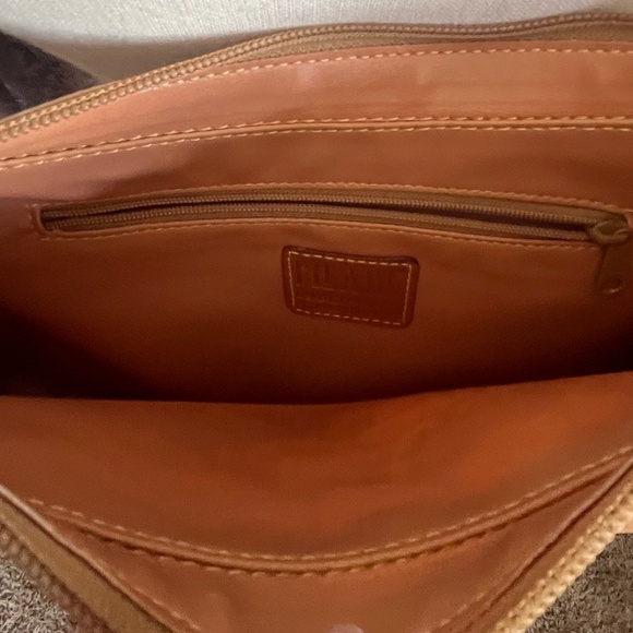 Alviero Martini World Map Neutral Tone Shoulder Bag I CLASSE Design Like New - Picture 7 of 9